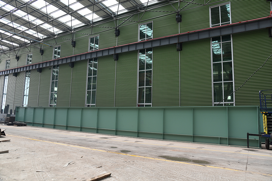 金明寓建筑科技公司今日完成了一组超大型行吊架承重梁